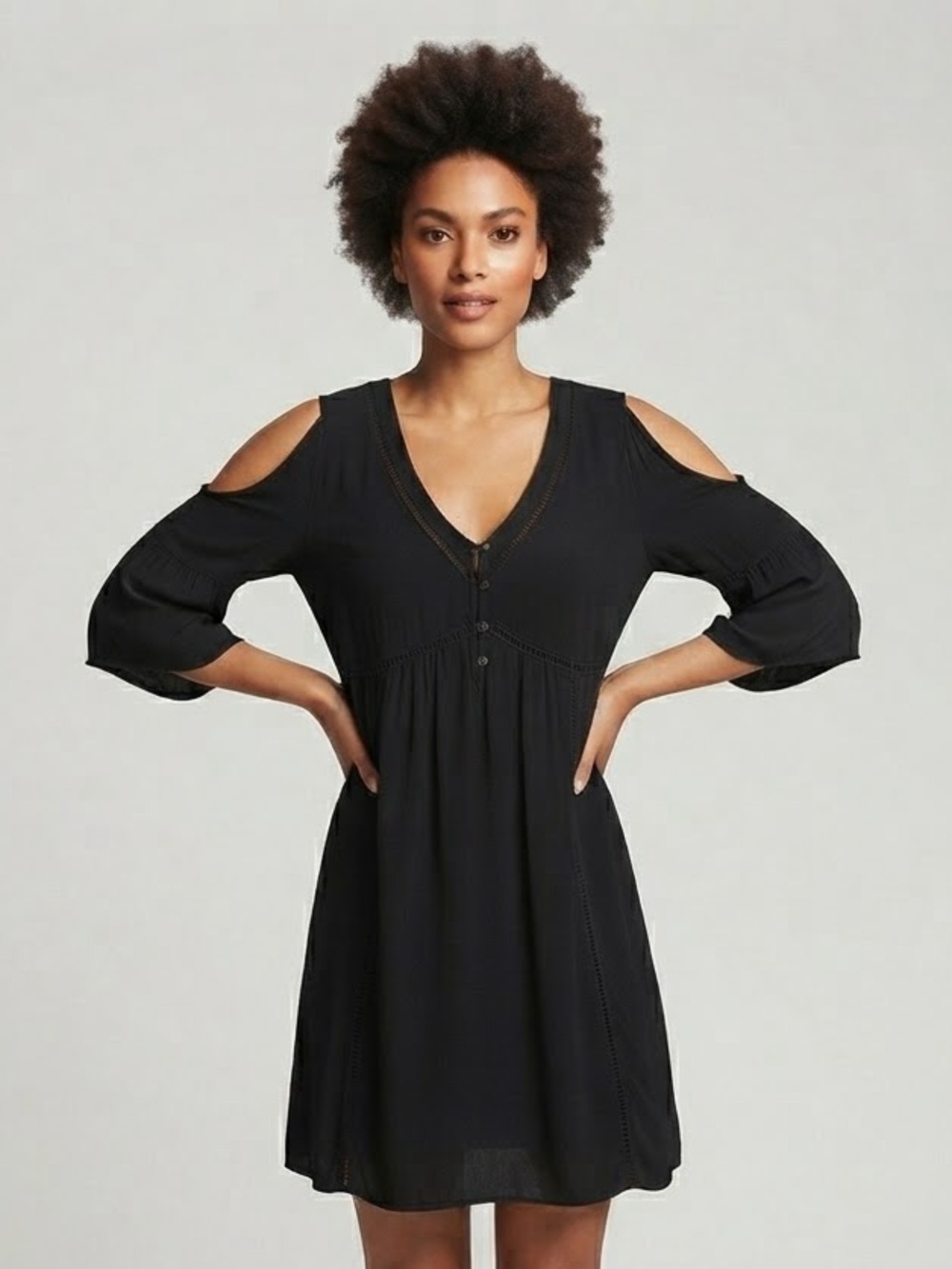 STACCATO Cold Shoulder V-Neck Mini Dress M 17.5” p2p Black EUC